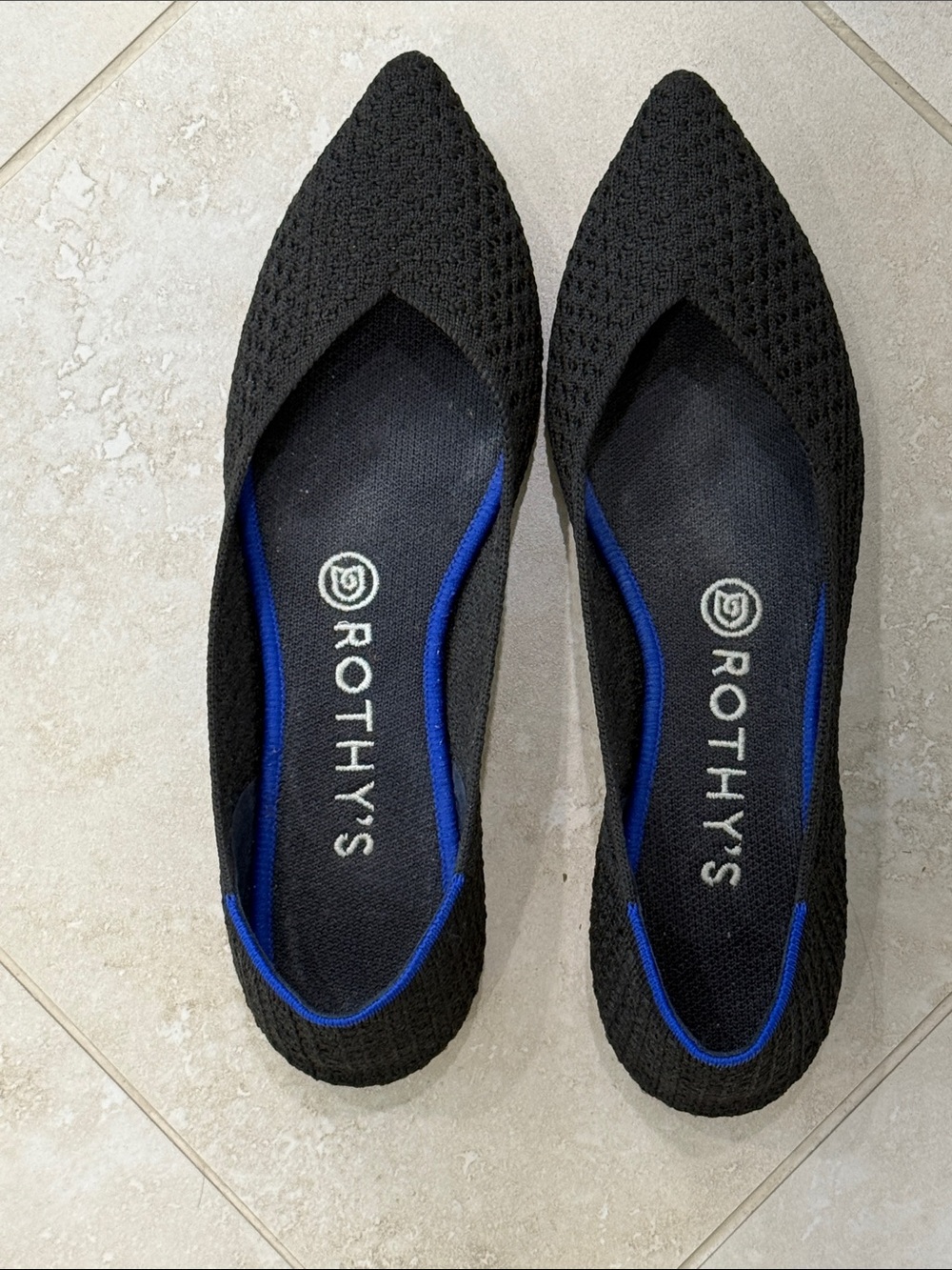 Rothy's Black Pointed Knit Flats with Blue Trim size 7